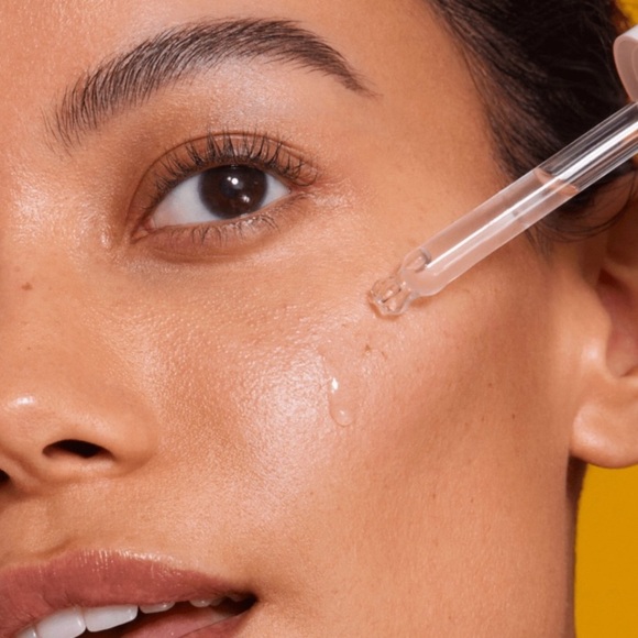 🔴 Glass Skin Refining Serum - Pink - Picture 2 of 2